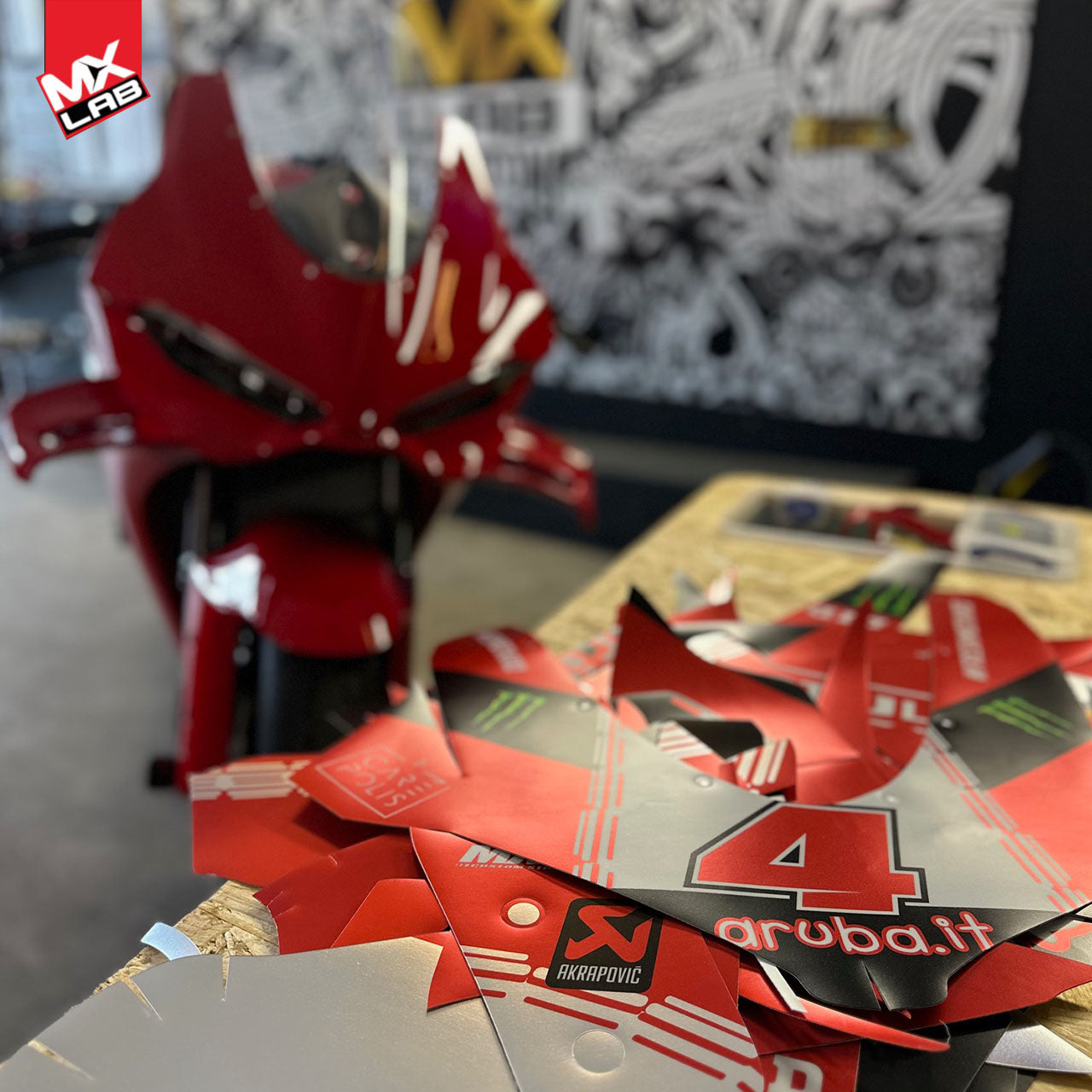 Kit déco Ducati Superbike Panigale V4 - LAB1 RED